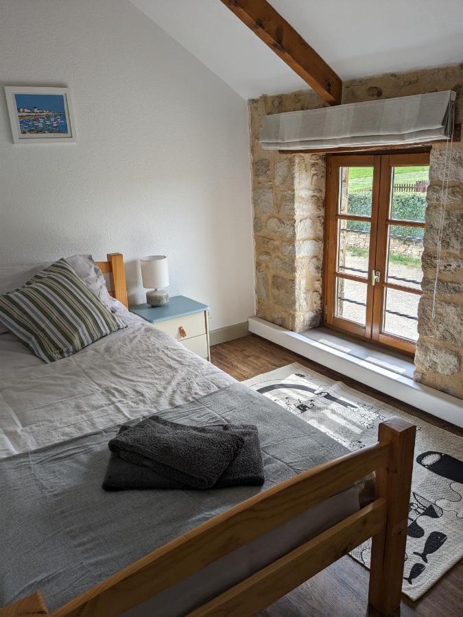 3 Self-Contained Gites With Pool And Games Room Saint-Georges-de-Noisne Экстерьер фото