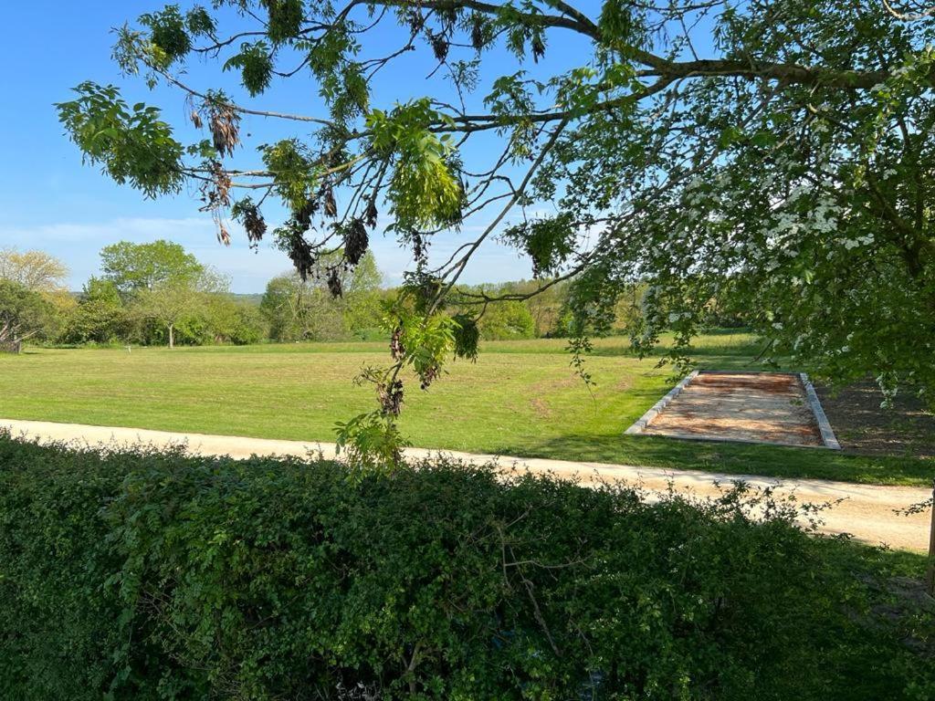 3 Self-Contained Gites With Pool And Games Room Saint-Georges-de-Noisne Экстерьер фото
